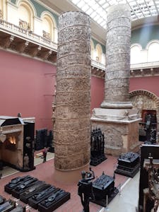Trajan's Column, Victoria & Albert Museum - London Cab Tours