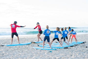 surf groms training