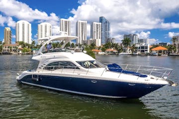 Our rent a boat in Miami Beach on charter near Haulover Sandbar.