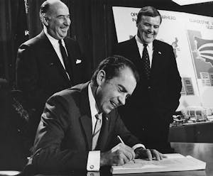 Nixon signing The Controlled Substances Act