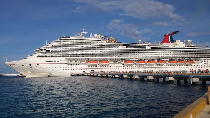 carnival cruise excursions in hawaii