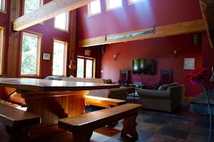 The common room at the Alpine Lodge