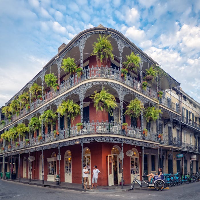 Explore the Top 10 Points of Interest in New Orleans NOLA Activities