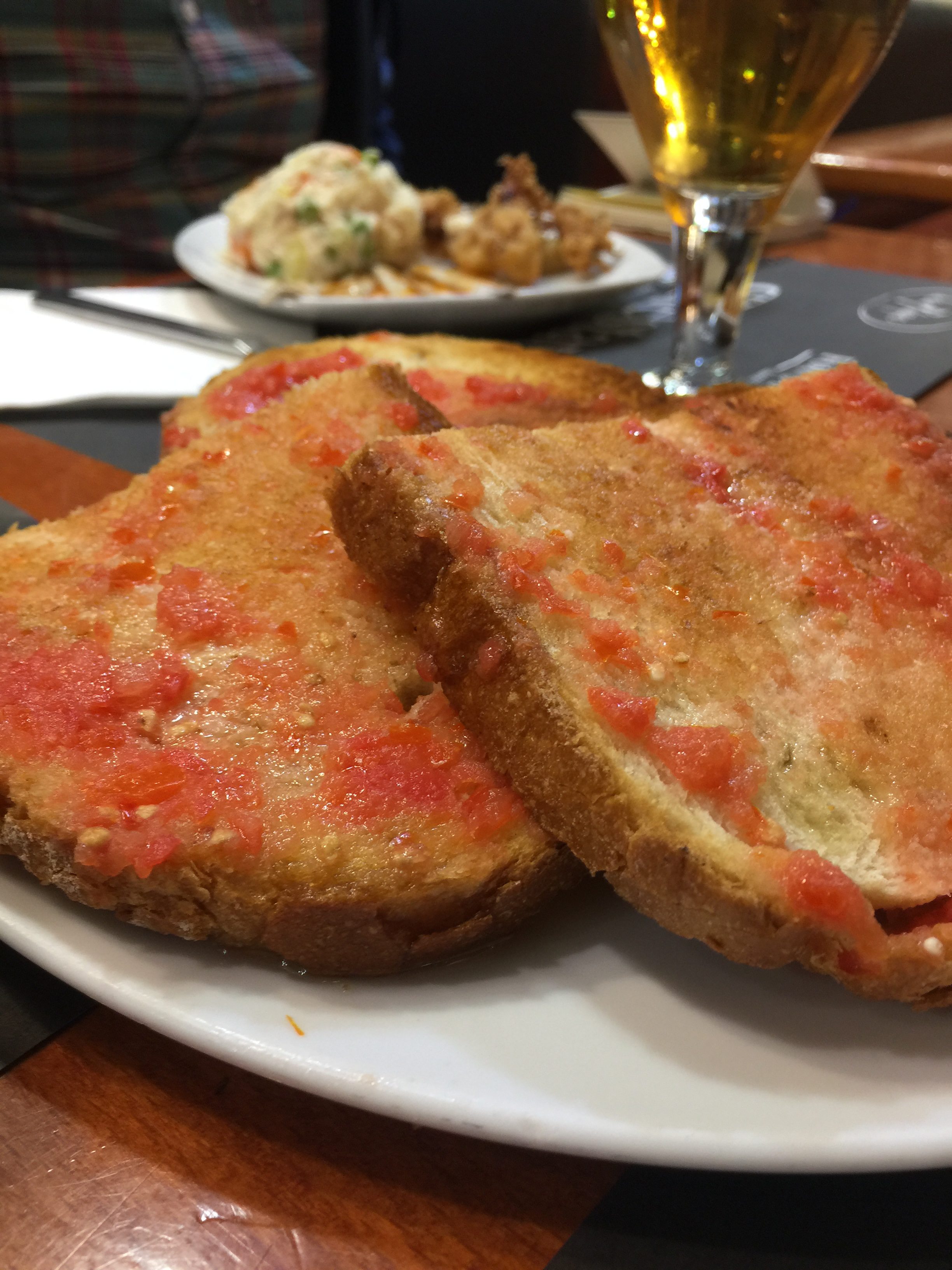 Spanish tomato bread, pa amb tomaquet.