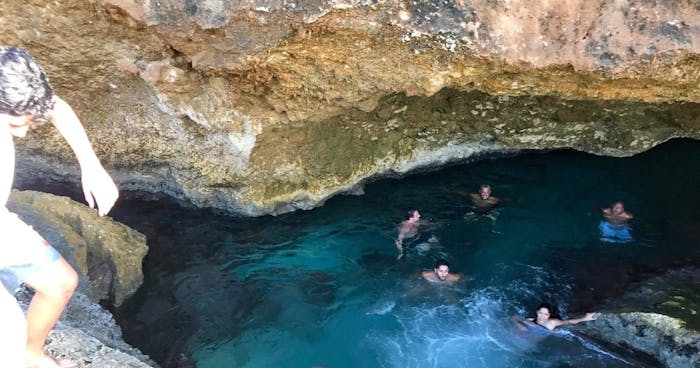 shore-excursion-natural-pool-indian-cave-jeep-safari-abc-tours-aruba