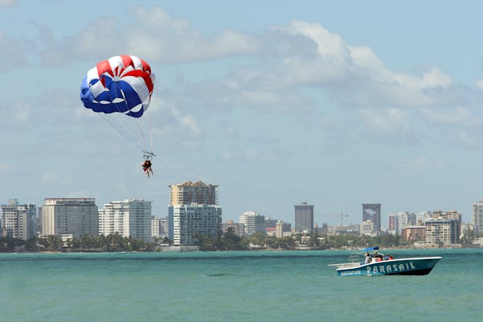 parasailing san juan