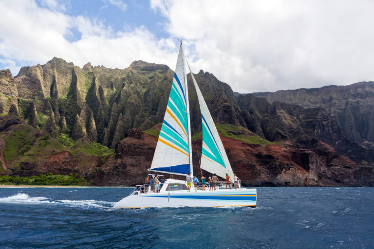 kualoa sailboat