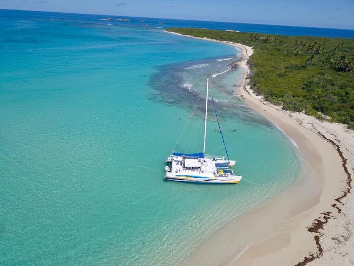 spread eagle catamaran puerto rico