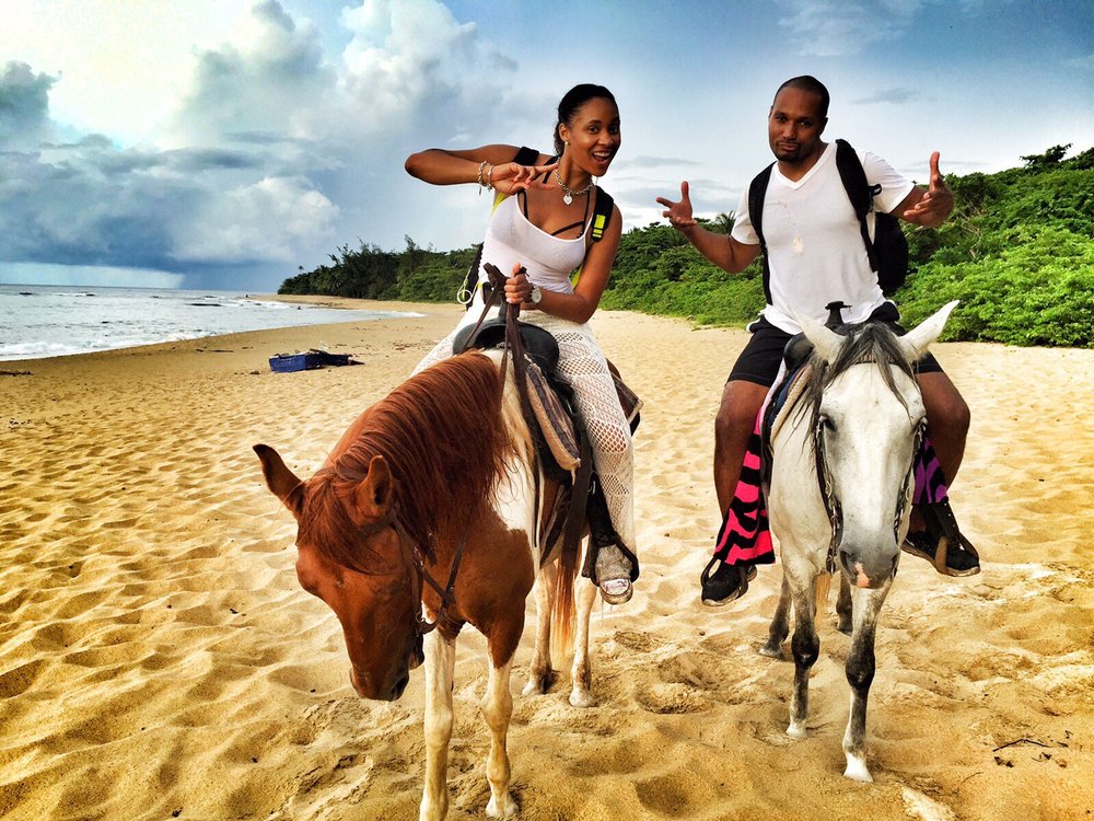 2 Hours Beach Horseback Ride San Juan Tours