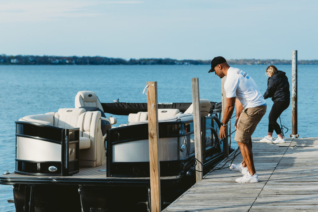 Madison Boat Rentals on Lake Mendota Fun For Everyone!
