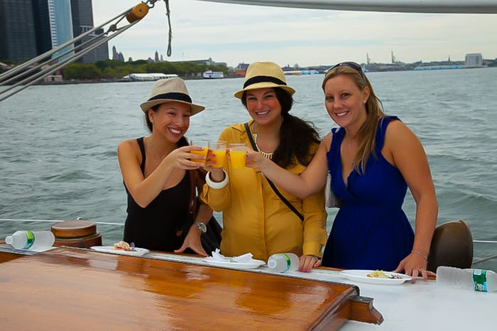 champagne brunch cruise nyc