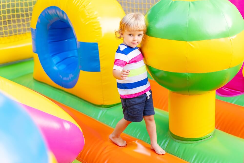 Toddler friendly indoor bounce house