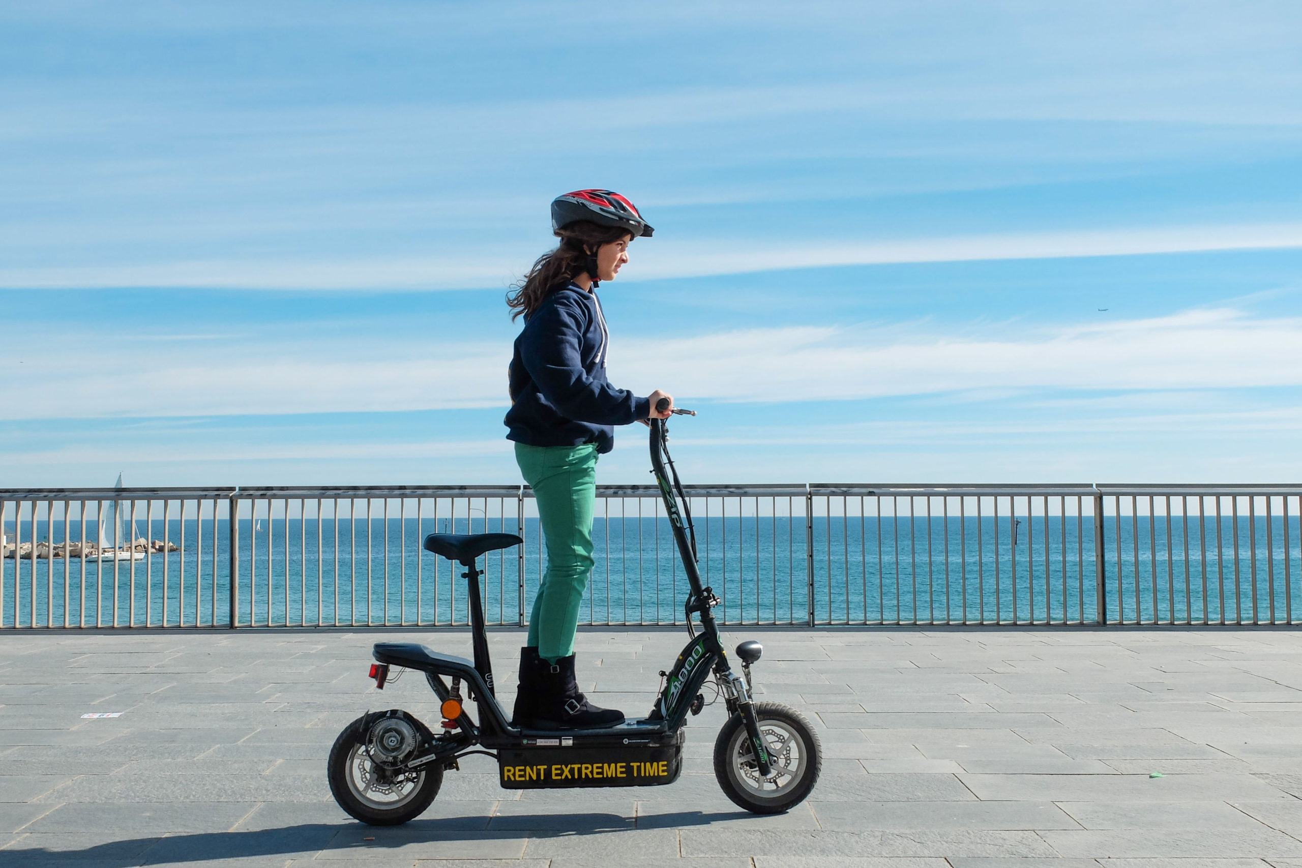 Electric scooter with seat for clearance kids