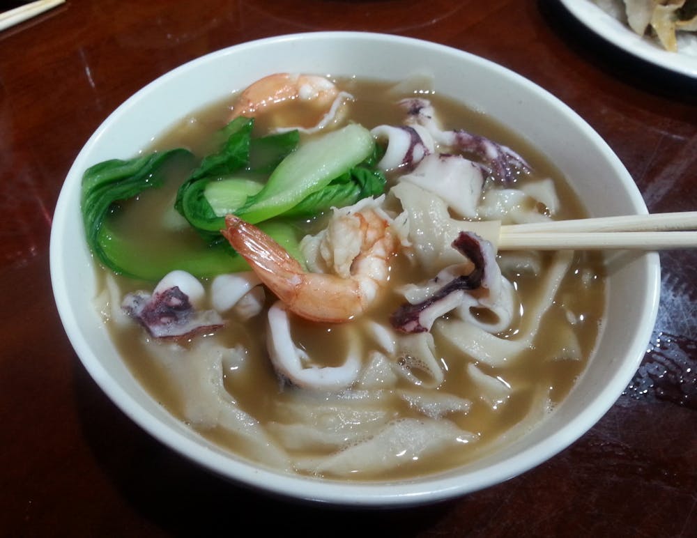 Lan Zhou Handmade Noodle & Dumpling Seafood Knife Cut Noodles