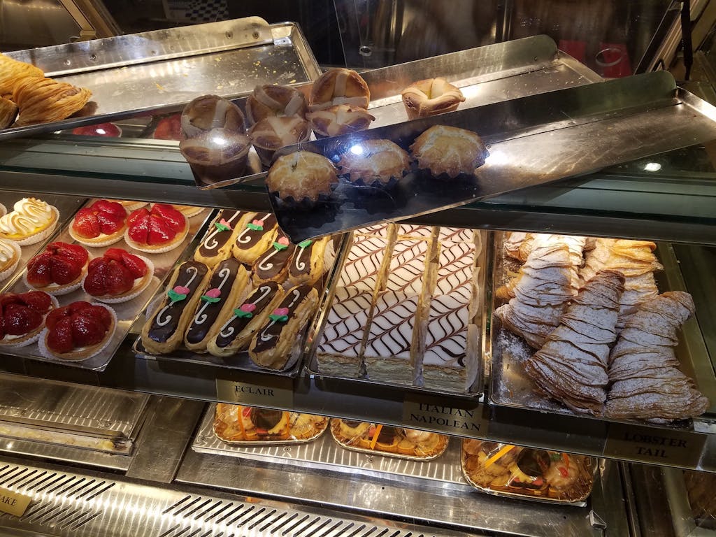 Ferraras Bakery Pasteries