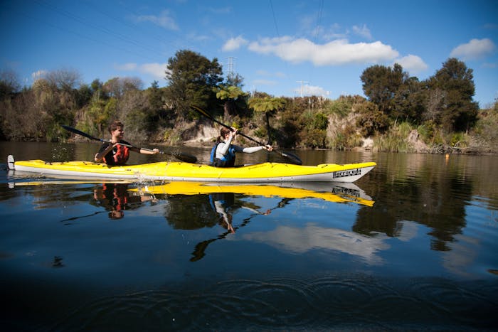 cambridge to hamilton paddle race the boatshed kayaks