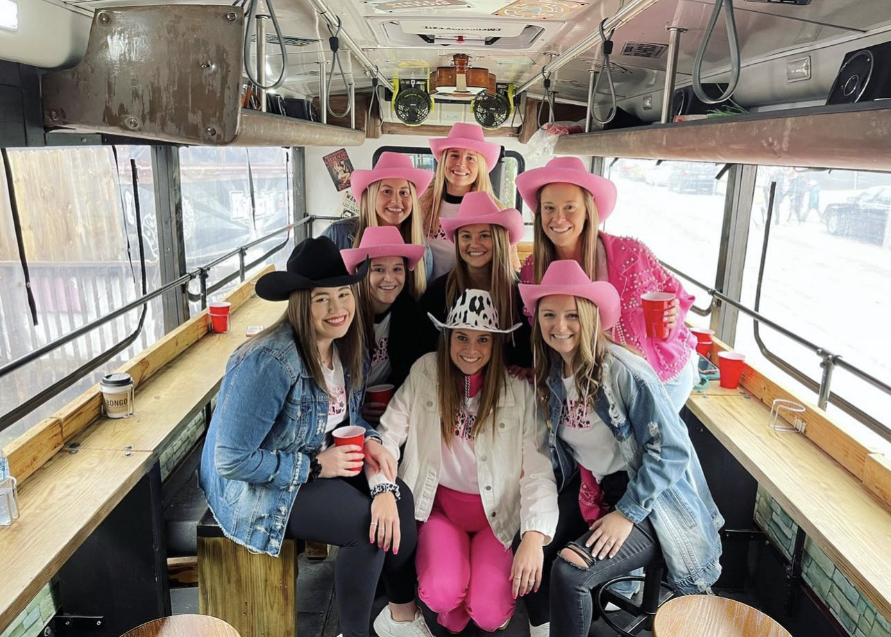 Nashville Party Barge | Nashville Drinking Tours & Bus Tours