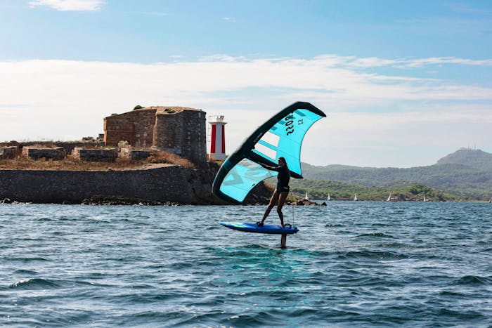 How to choose the right equipment for Wing Foiling (Beginner Version)