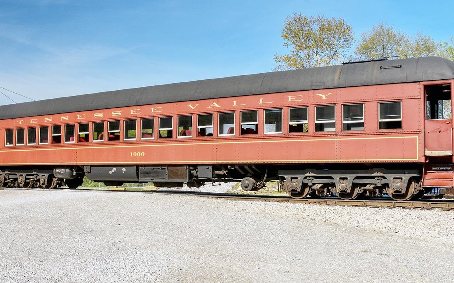 The Southern Railway 1000 is a heavyweight coach originally built in 1925 by the Pullman Company.