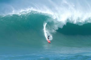 Ricardo Taveira surfing Waimea Bay, Hawai
