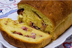 savory bread cooked with several meats