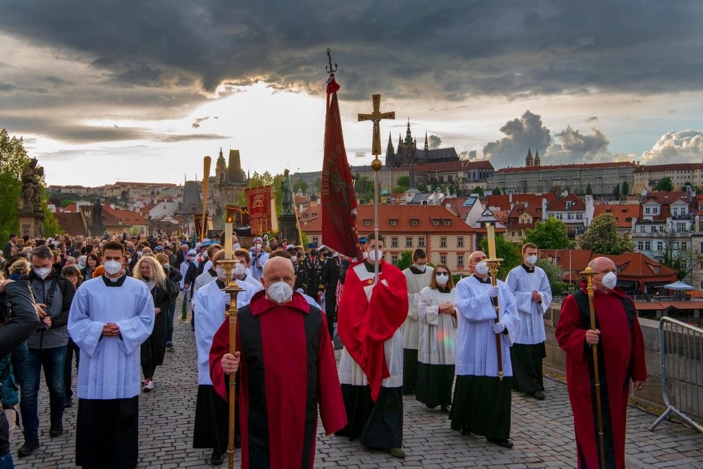 a historic procession on the Charles Bridge during the annual Navalis celebration