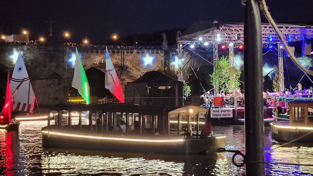 a boat that is lit up at night