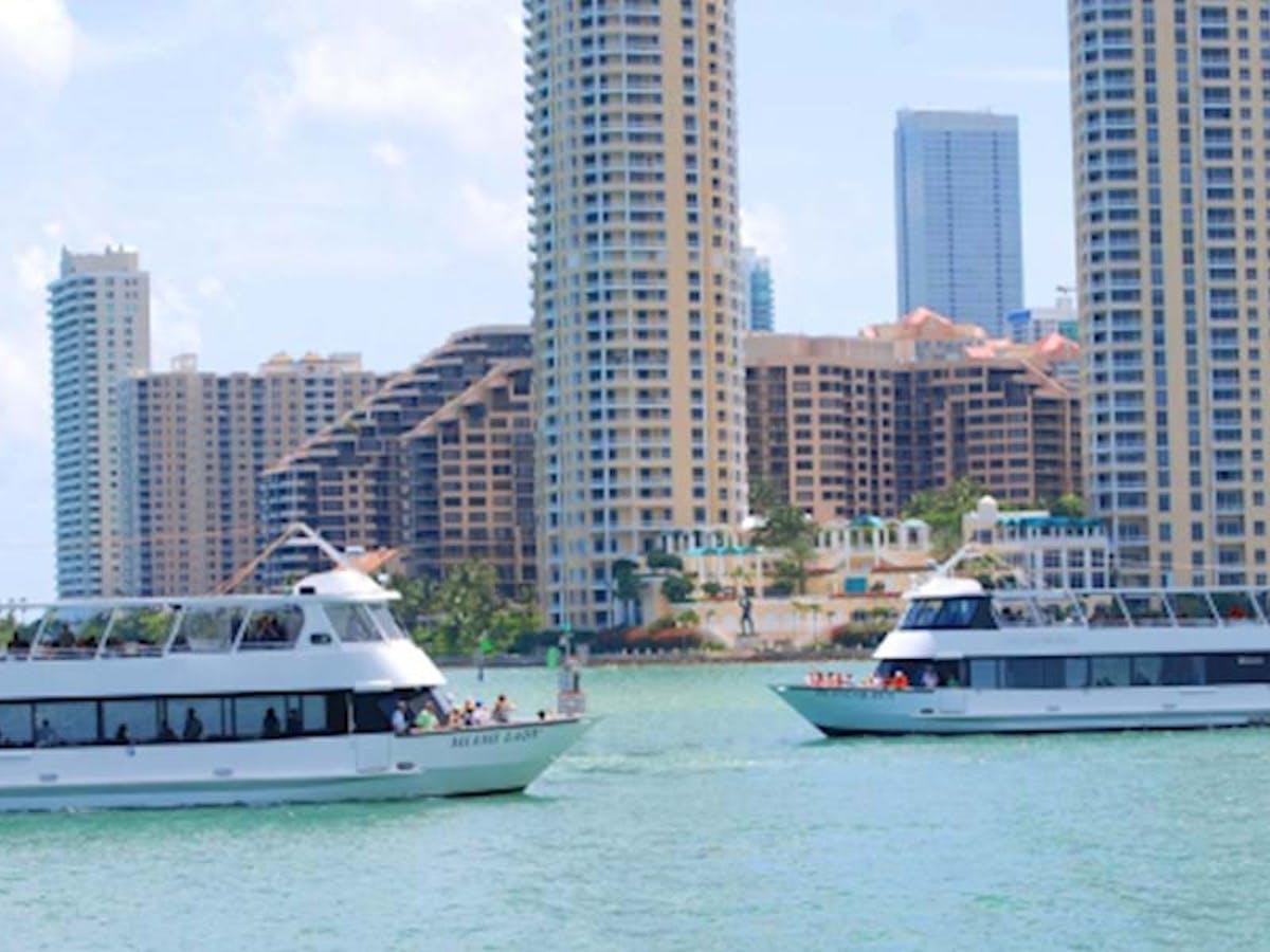 Miami Skyline Cruise - Wannado Tours.