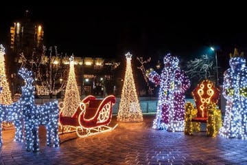 Pigeon Forge and Gatlinburg Winterfest is the Smokies winter fun time.