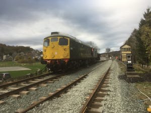 Class 26 delivering goods to Corwen
