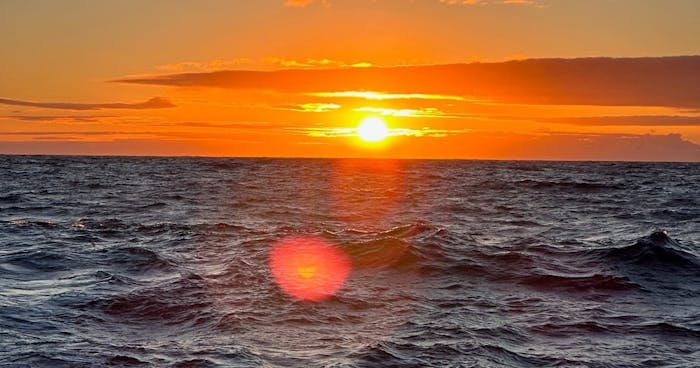 manu kai catamaran waikiki sunset booze