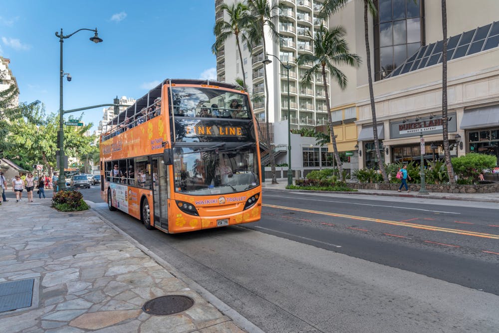 The-Waikiki-Trolley-bus-GTHOFS56