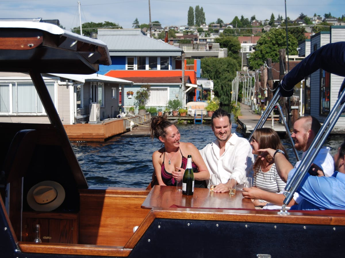 private boat tours seattle
