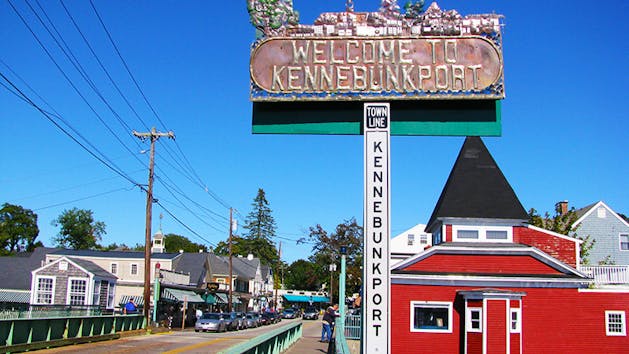 Welcome to Kennebunkport sign