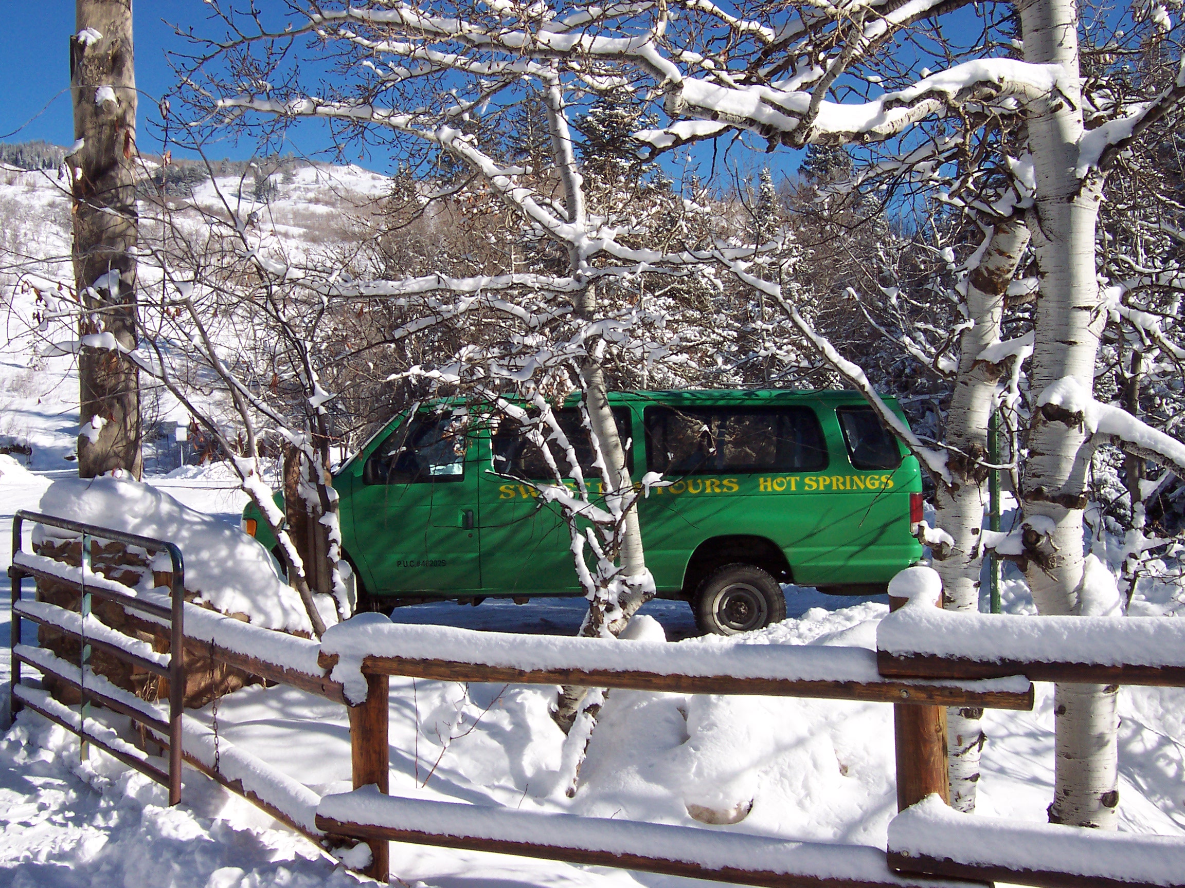 Sweet Pea Tours Strawberry Hot Springs Shuttle In Steamboat CO   100 5108 