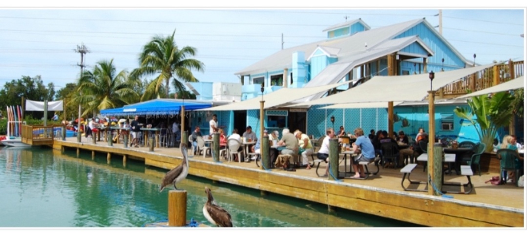 Floating Tiki Bar Key West & Boca Chica | Mermaid Charters