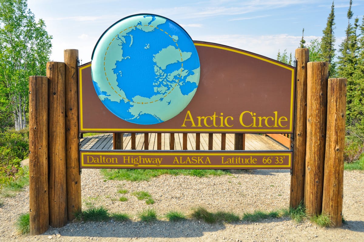 Arctic circle sign in dalton highway, Alaska