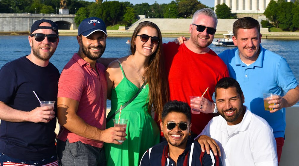 What to Wear on a Boat Cruise in DC