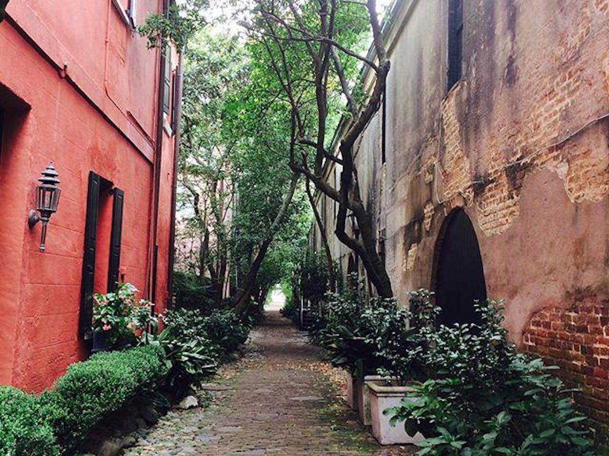 Charleston's Alleys and Hidden Passages Image 1